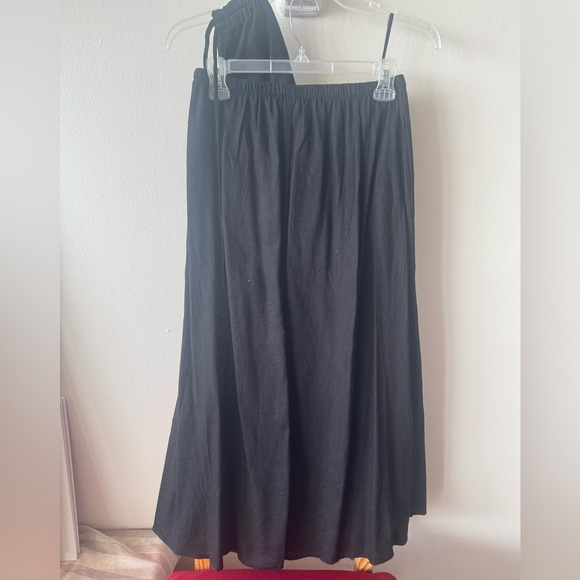 SHEIN Black Asymmetrical Dress - Picture 3 of 8